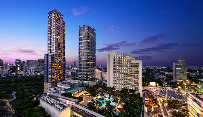 Keraton at The Plaza: A Regal Retreat in the Heart of Jakarta